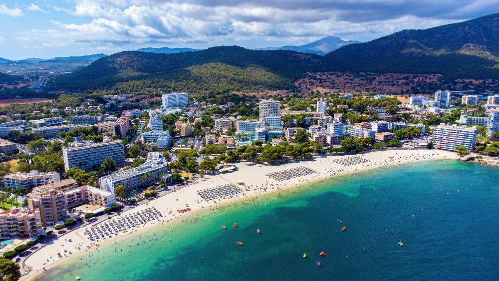 ČUVENO LETOVALIŠTE UGAŠENO Sve zvrji prazno ove sezone – tužna atmosfera (VIDEO)